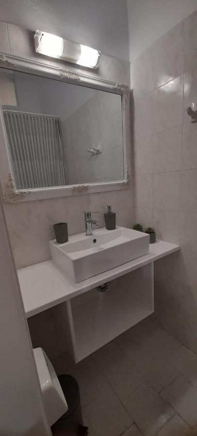 Flora Rooms & Apartments Nausa Zewnętrze zdjęcie